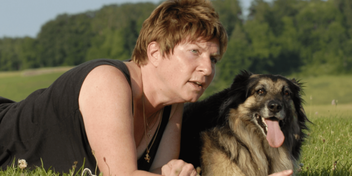 Susan Arnhold Mit Ihrem Hund Marrón
